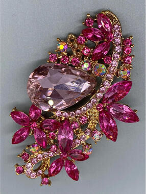 Gold Tone Pink Fuchsia Big Rhinestone Large Flower Floral Pin Brooch
